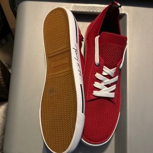 Tommy Hilfiger canvas shoes